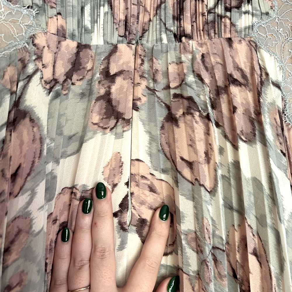 BCBG Maxazria Misty Dress - Picture 12 of 14